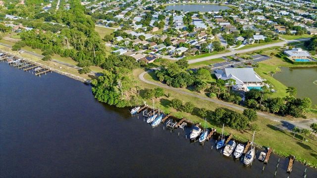 8946 SW Fishermans Wharf Drive, Stuart, FL 34997