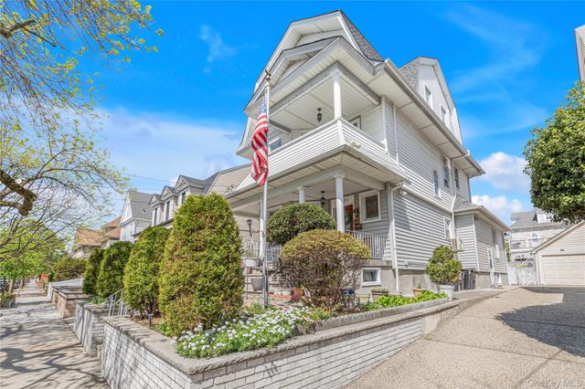 94-25 85th Road, Woodhaven, NY 11421