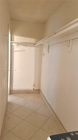 135 NE 202nd Terr N6, Miami Gardens, FL 33179