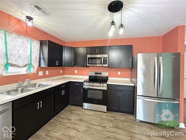 627 Derek Lane, Trafalgar, IN 46181