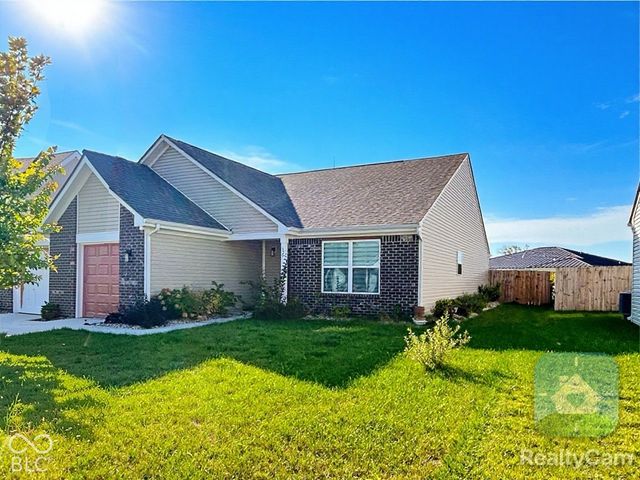 627 Derek Lane, Trafalgar, IN 46181