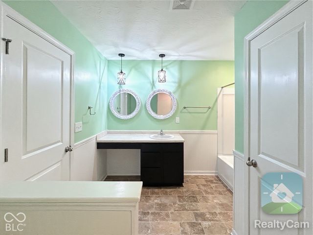 627 Derek Lane, Trafalgar, IN 46181