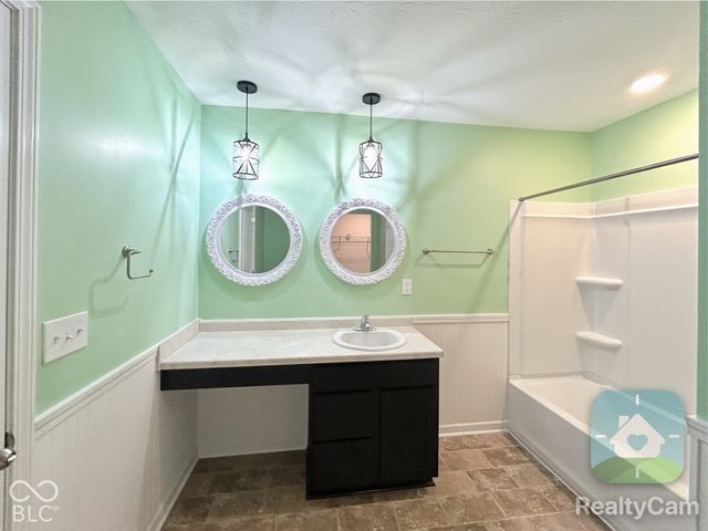 627 Derek Lane, Trafalgar, IN 46181