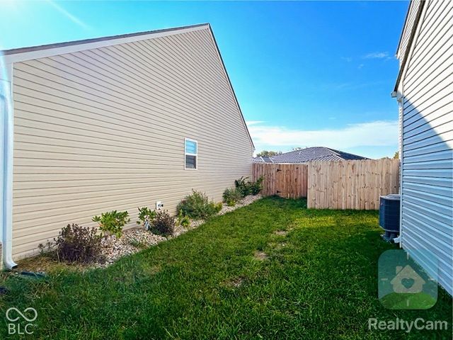627 Derek Lane, Trafalgar, IN 46181