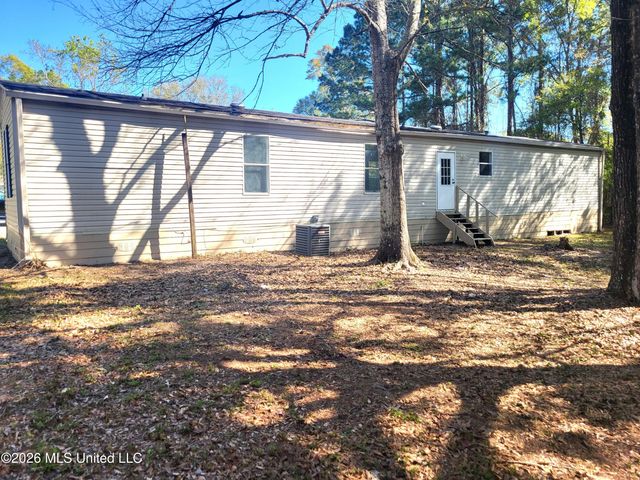 22458 N Pine, Pass Christian, MS 39571