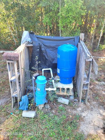 22458 N Pine, Pass Christian, MS 39571