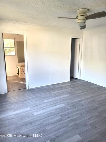 22458 N Pine, Pass Christian, MS 39571