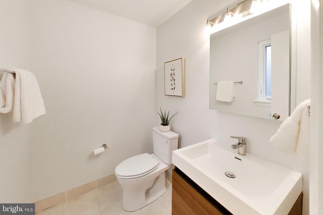 6514 WILMETT RD, Bethesda, MD 20817