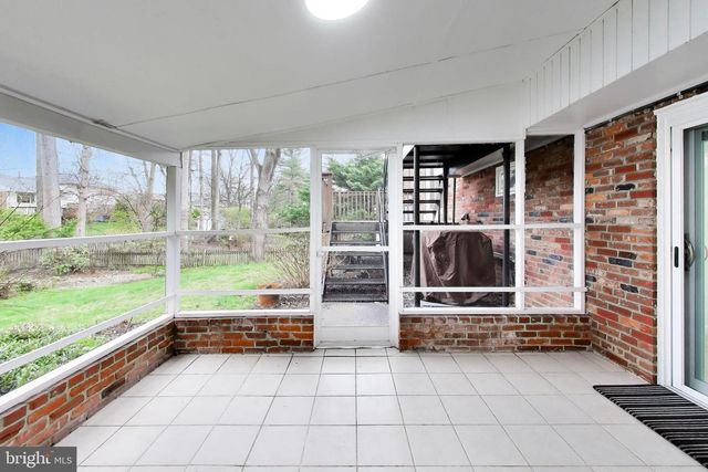 6514 WILMETT RD, Bethesda, MD 20817