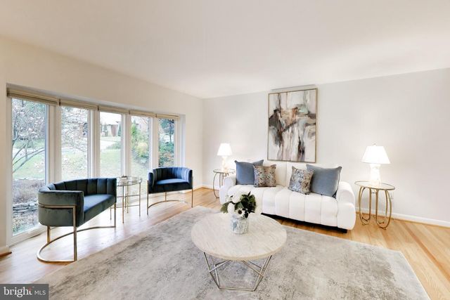 6514 WILMETT RD, Bethesda, MD 20817