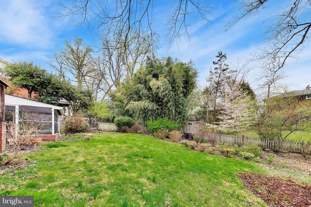 6514 WILMETT RD, Bethesda, MD 20817