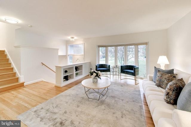 6514 WILMETT RD, Bethesda, MD 20817