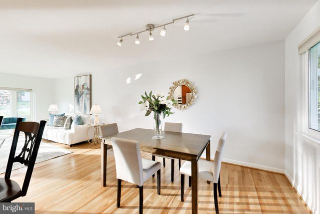 6514 WILMETT RD, Bethesda, MD 20817