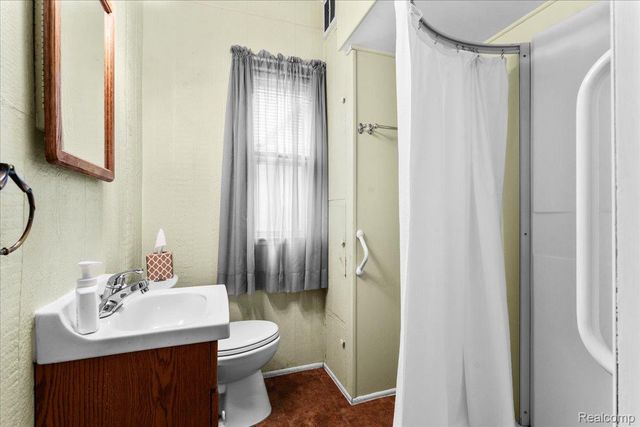 133 Oak Street, River Rouge, MI 48218