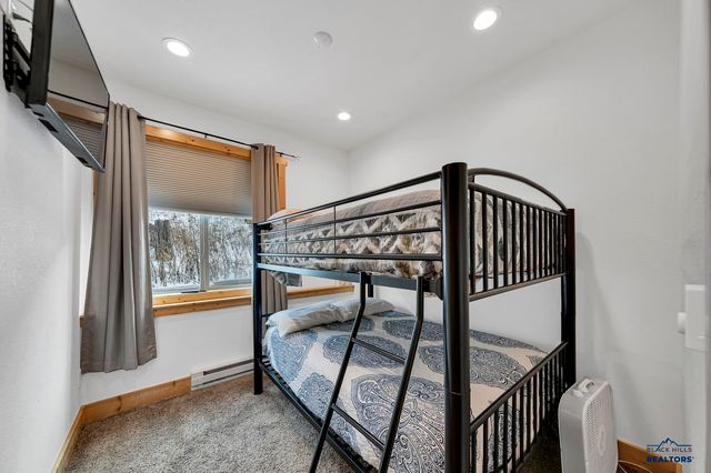 21156 STEWART SLOPE CIR, Lead, SD 57754