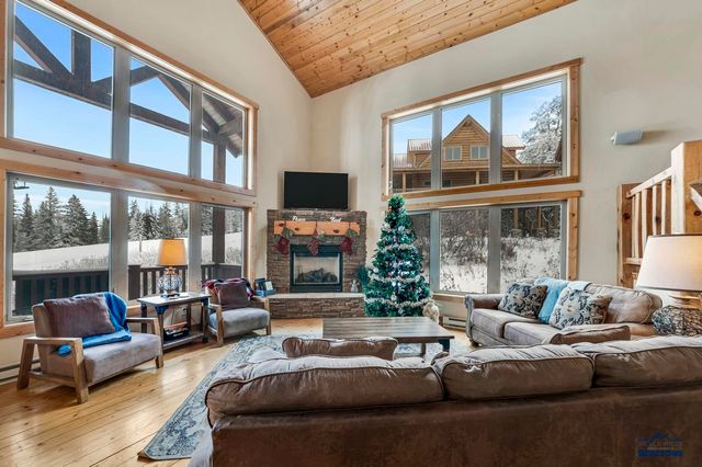 21156 STEWART SLOPE CIR, Lead, SD 57754