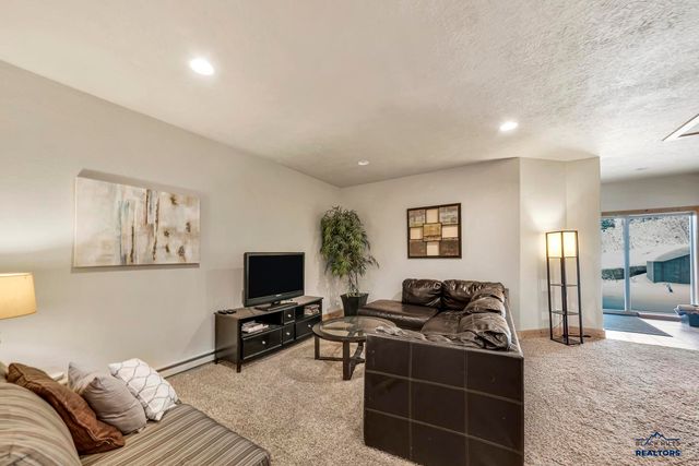 21156 STEWART SLOPE CIR, Lead, SD 57754