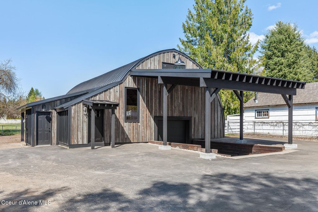1431 E MILES AVE, Hayden, ID 83835