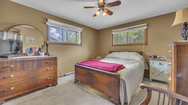 3924 S 22ND STREET, Sheboygan, WI 53081