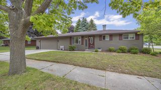 3924 S 22ND STREET, Sheboygan, WI 53081