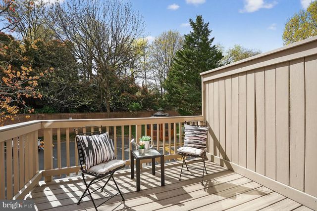 3292 MOUNT VERNON AVE, Alexandria, VA 22305