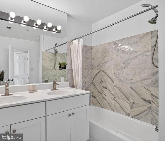 3292 MOUNT VERNON AVE, Alexandria, VA 22305