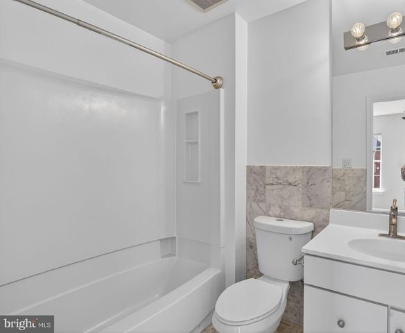 3292 MOUNT VERNON AVE, Alexandria, VA 22305