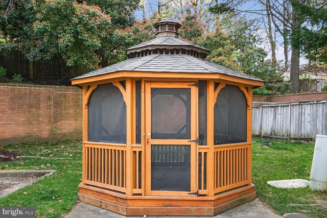 3292 MOUNT VERNON AVE, Alexandria, VA 22305