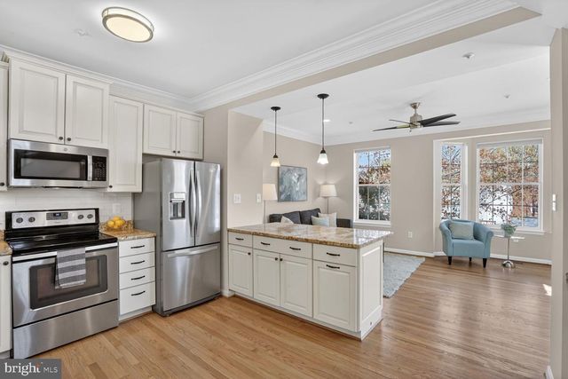 3292 MOUNT VERNON AVE, Alexandria, VA 22305