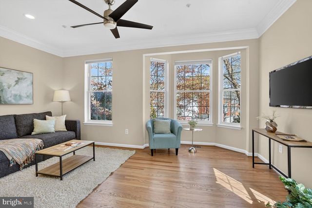 3292 MOUNT VERNON AVE, Alexandria, VA 22305