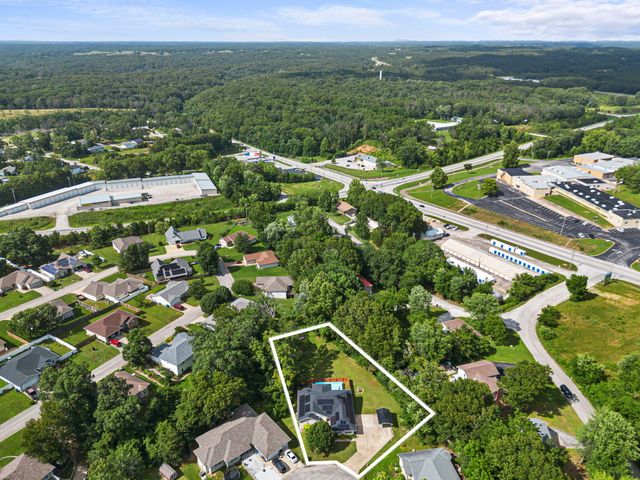 265 Neals Trail, Reeds Spring, MO 65737