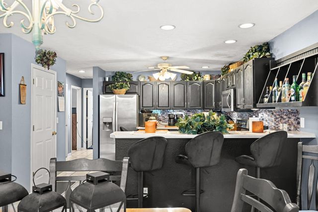 265 Neals Trail, Reeds Spring, MO 65737