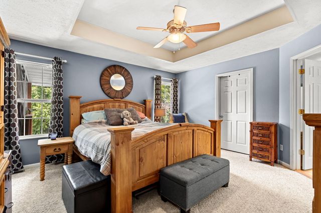 265 Neals Trail, Reeds Spring, MO 65737