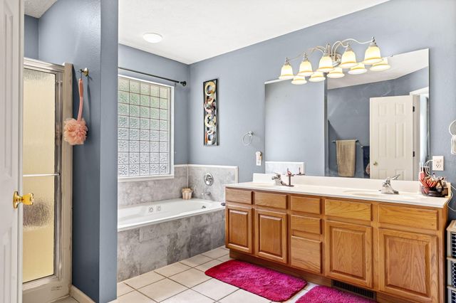 265 Neals Trail, Reeds Spring, MO 65737