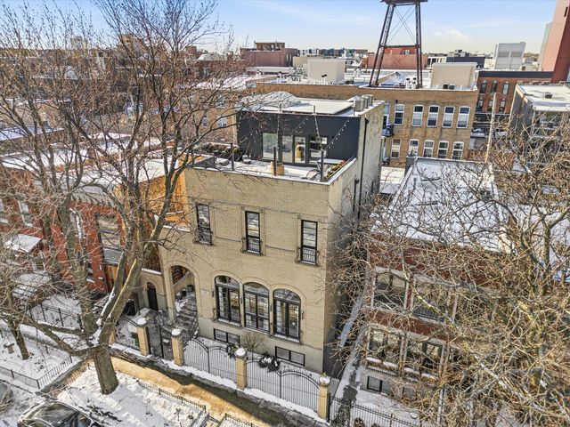 1936 N Wilmot Avenue, Chicago, IL 60647