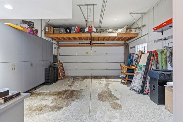 1936 N Wilmot Avenue, Chicago, IL 60647