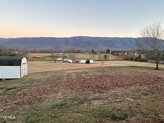 675 Shakerag Road, Greeneville, TN 37743
