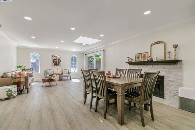 4714 Serra Ave, Fremont, CA 94538