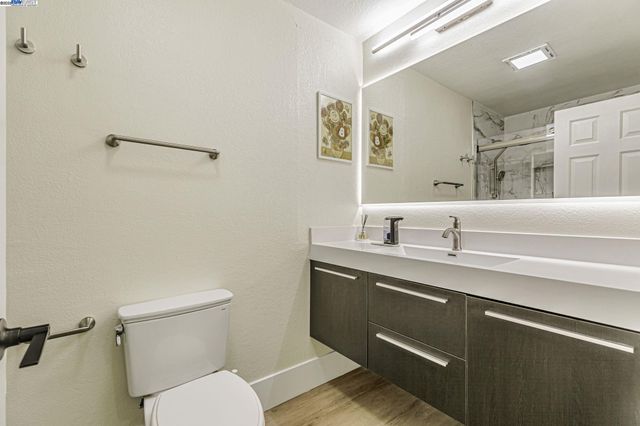 4714 Serra Ave, Fremont, CA 94538