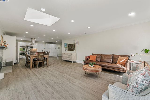 4714 Serra Ave, Fremont, CA 94538