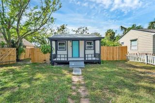 8308 N MULBERRY STREET, Tampa, FL 33604