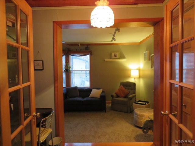 5669 East Lane, Hamburg, NY 14085