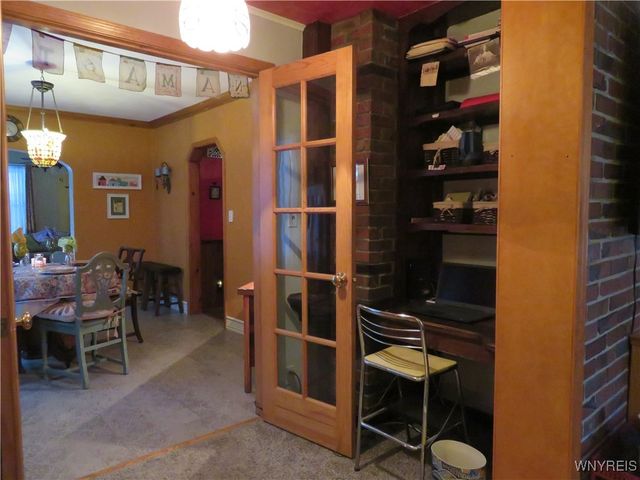 5669 East Lane, Hamburg, NY 14085
