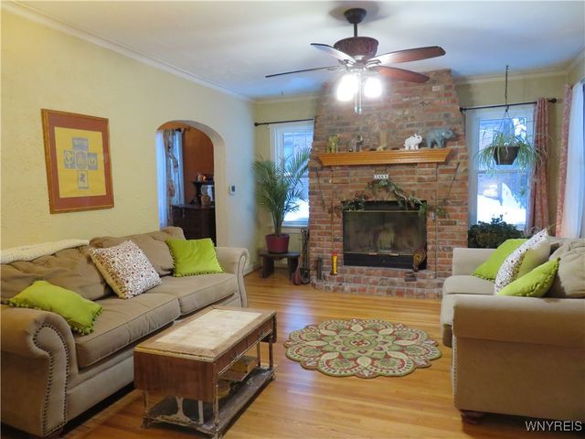 5669 East Lane, Hamburg, NY 14085