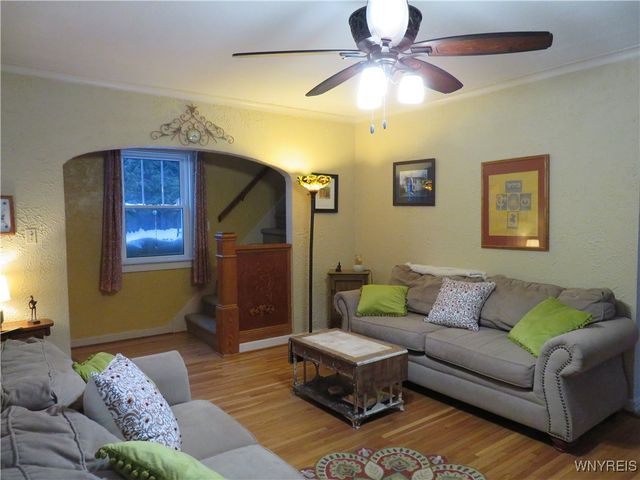 5669 East Lane, Hamburg, NY 14085
