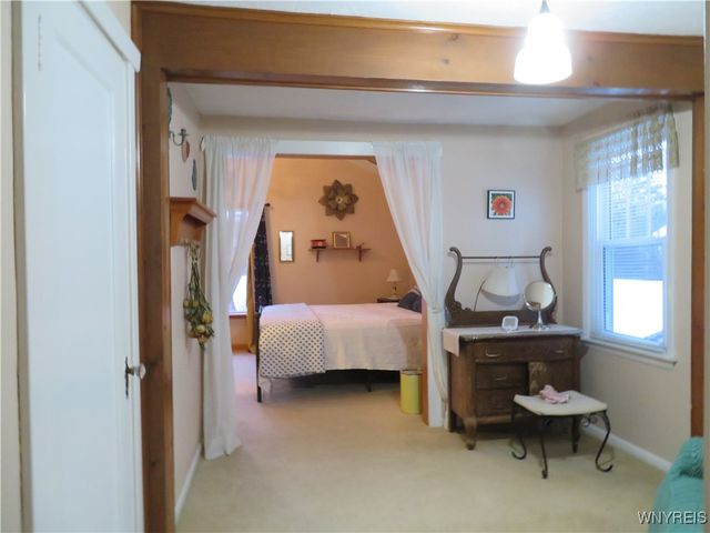 5669 East Lane, Hamburg, NY 14085