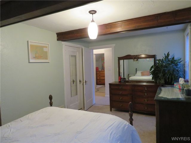 5669 East Lane, Hamburg, NY 14085