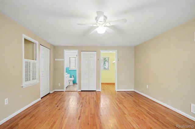 144 E Hickory Grove Road, Bloomfield Hills, MI 48304
