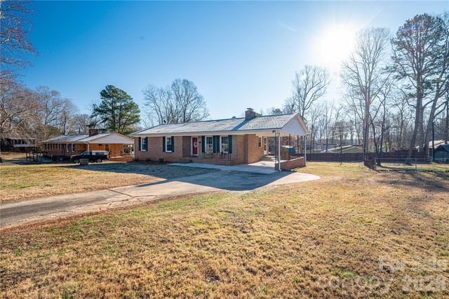 1466 Pressley Drive, Lincolnton, NC 28092