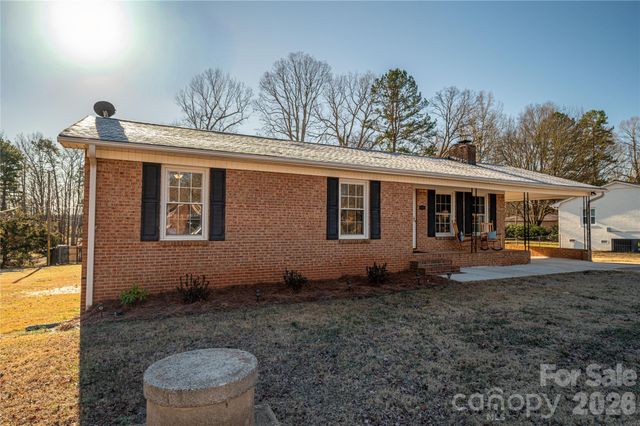 1466 Pressley Drive, Lincolnton, NC 28092